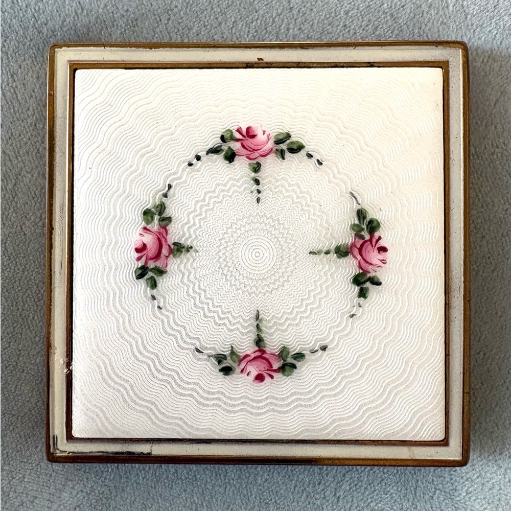 Evans Cloisonné Enamel Handpainted Vintage ladies Makeup Compact